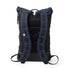 Vue dos sac a dos roll-top imperméable MeroMero Wanaka bleu et noir pour cyclistes urbains