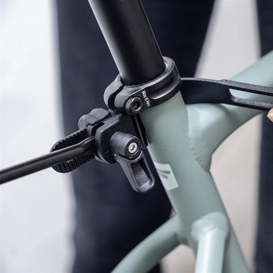 Fixation porte-sacoches Ortlieb Quick Rack Light compatible avec systèmes QL2.1 et QL3.1 pour vélo