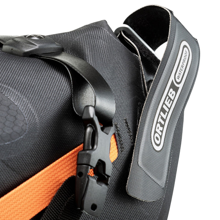Sacoche de selle imperméable Ortlieb Seat-Pack 11-16,5L idéale pour bikepacking et longues randonnées à vélo