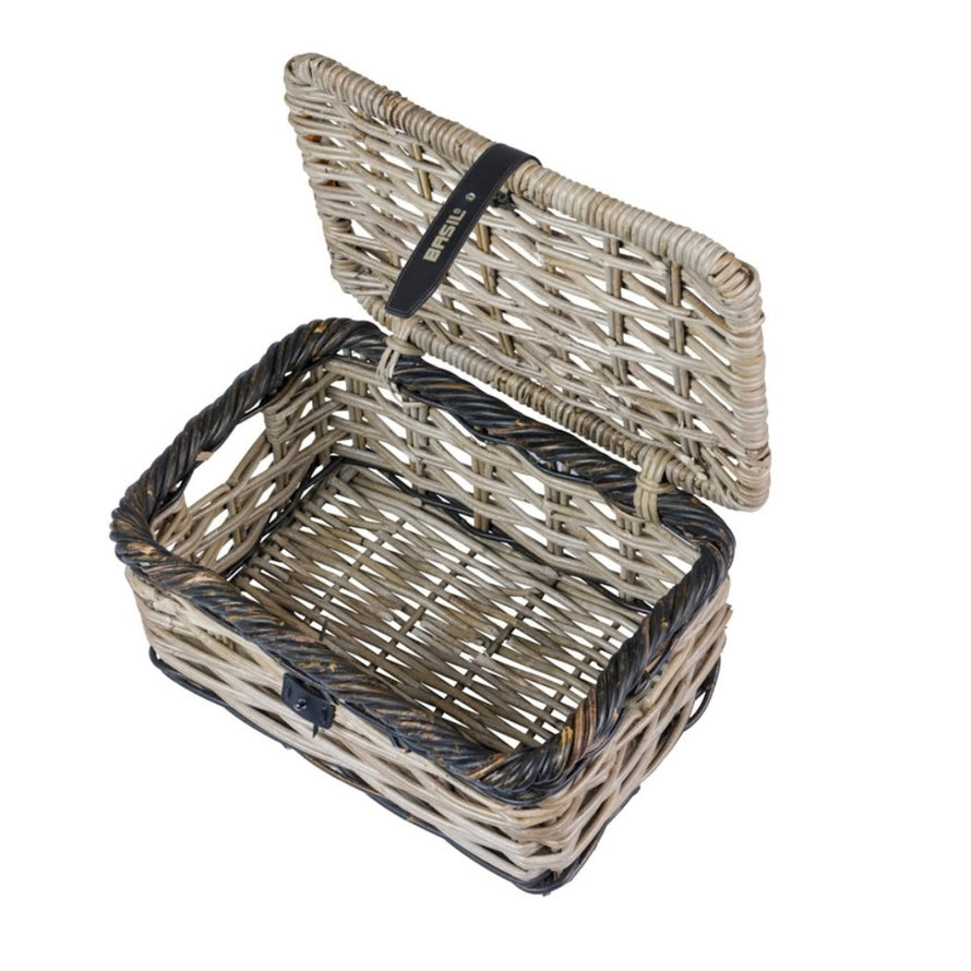 Panier avant en rotin Basil Dijon avec couvercle et fermeture pratique, idéal pour vélo urbain et balades