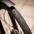 Pneu Schwalbe Marathon Efficiency Raceguard 27.5 pouces, haute performance et protection optimale pour vélo urbain