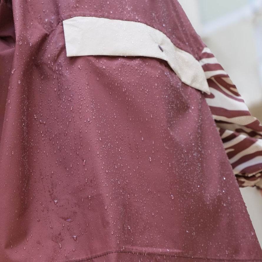Poncho court Poule Party Chocolate Zebra vélo déperlant taille unique unisexe urbain design stylé 