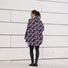 Poncho de pluie vélo urbain unisexe imperméable en tissu recyclé avec capuche protectrice.