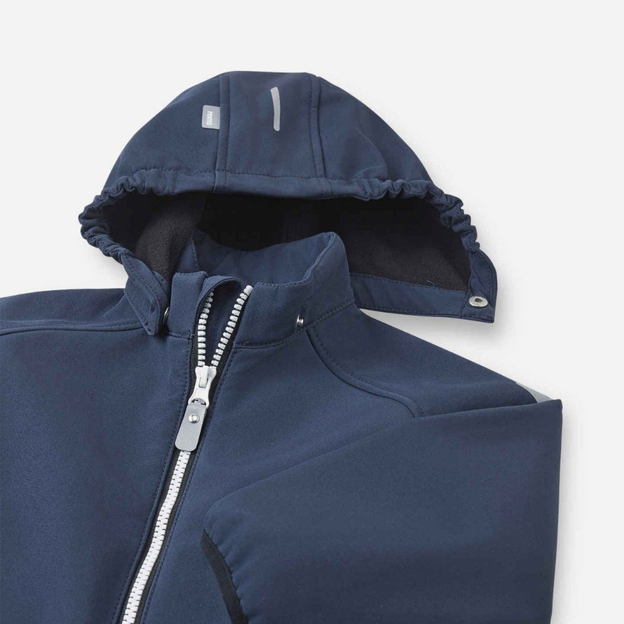 Combinaison softshell enfant Reima Mjosa avec capuche amovible, bleu marine, idéale pour activités outdoor
