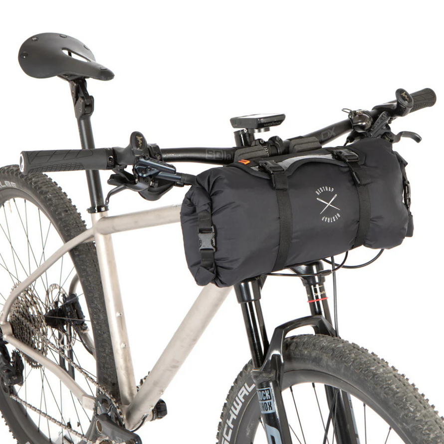 Sacoche vélo Restrap Race Flat Bar 7L en tissu étanche avec fermeture double enroulement