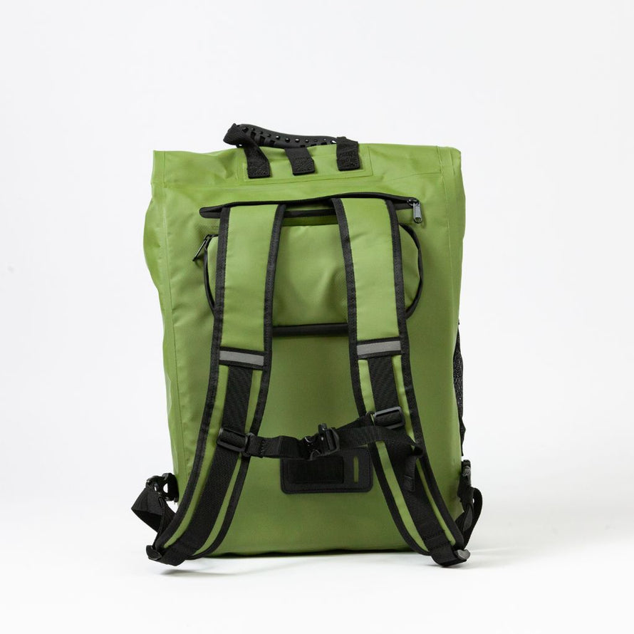 Bretelles rembourrées et sangles réglables du sac à dos convertible en sacoche vélo Badawin Ali 28 L vert