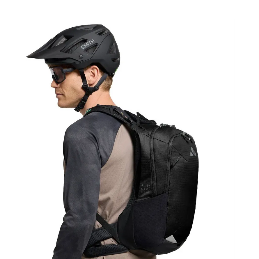 Sac à dos Trailvent Vaude 15Lnoir vue porté