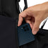 Sac à dos Trailvent Vaude 15 L noir vue de la poche pour smartphone