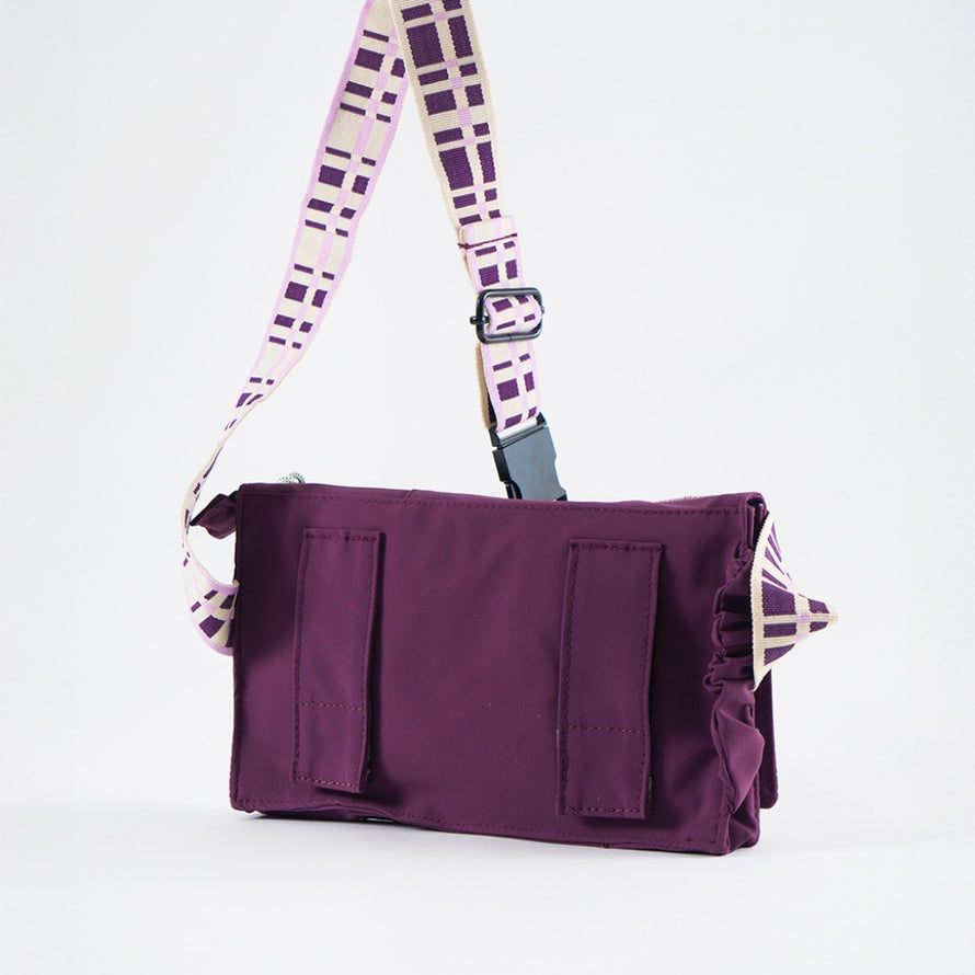 Sac banane etanche convertible en pochette pour velo Pignon Besseges de la marque 145, ideal pour usage urbain