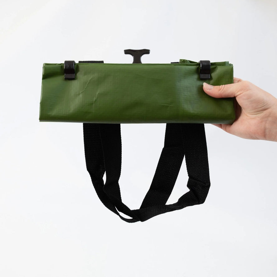 Sac cabas pliable vert Cobags Bikezac 2.0 20L pour porte-bagages arrière, compact et pratique pour vélo urbain