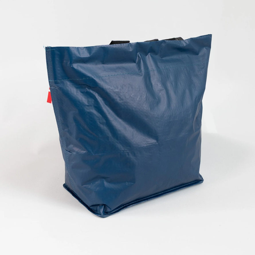 Sac cabas Cobags Bikezac 2.0 20L bleu marine pour porte-bagages arrière vélo, léger et résistant
