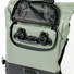 Détail de la poche cachant la fixation pour porte-bagages du sac convertible Badawin Anna 27 L gris