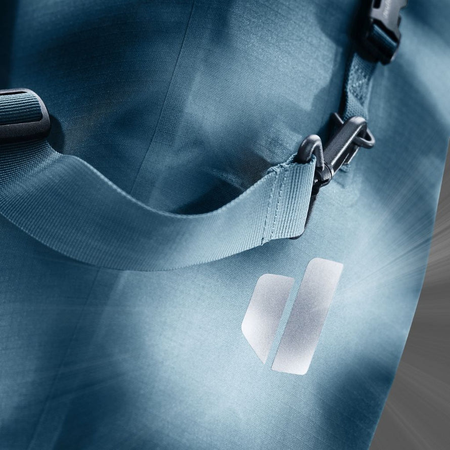 Sacoche arriere velo Deuter Visby turquoise robuste et impermeable pour cyclistes urbains exigeants