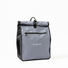 Vue trois quarts de la sacoche arrière Badawin Aaron 23 L grise pour porte-bagages