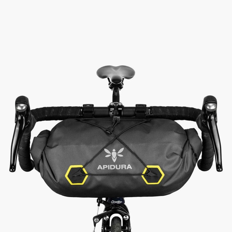 Sacoche guidon Apidura Expedition, bikepacking de qualité supérieure, étanche et idéale pour longues randonnées à vélo