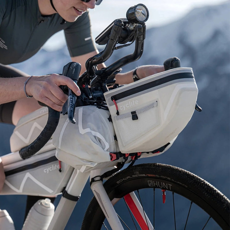 Sacoche guidon Cyclite aero 77 modele 02 4,9L pour velo, design aero et capacite optimale