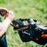 Sacoche de selle Zefal Z Adventure R11 avec système de fixation pour chaussures en bikepacking