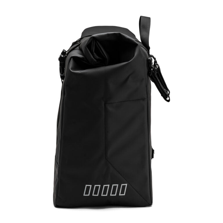 sacoche vélo longtail Urban Proof 60L avec détails réfléchissants