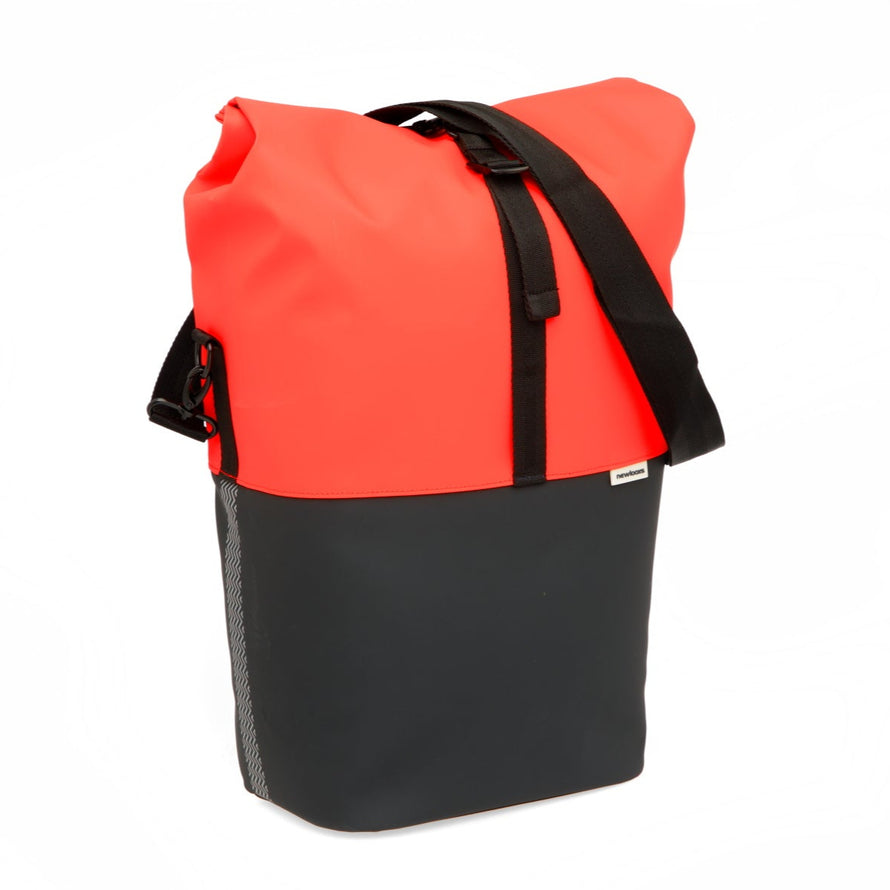 Sacoche vélo rouge et noire Nyborg Newlooxs