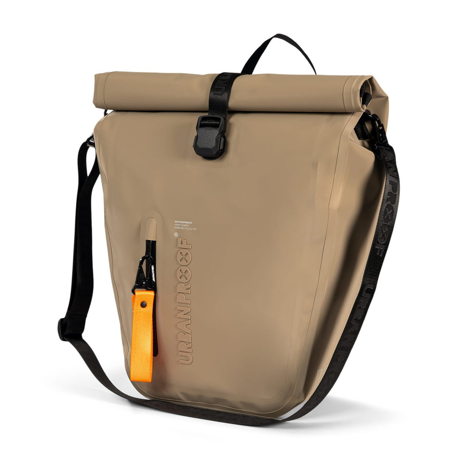Sacoche velo etanche Urban Proof Storm All Weather 20L beige, design moderne et protection optimale contre la pluie