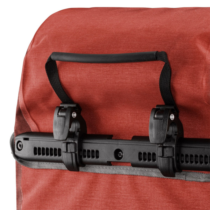 Sacoches arriere Ortlieb Bike Packer Plus 2 x 21L couleur rouille avec systeme de fixation robuste pour velo