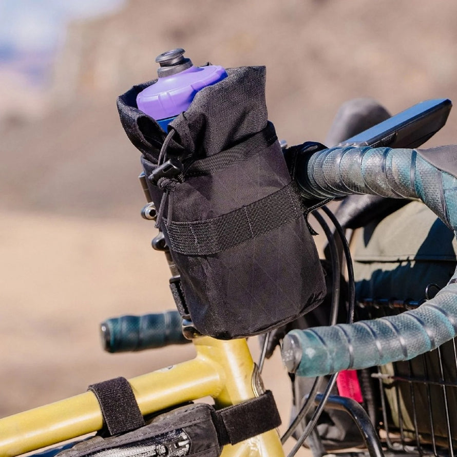 Sacoche de potence vélo Sidekick Swift Industries 1 L noire avec ouverture facile pour bouteille et accessoires