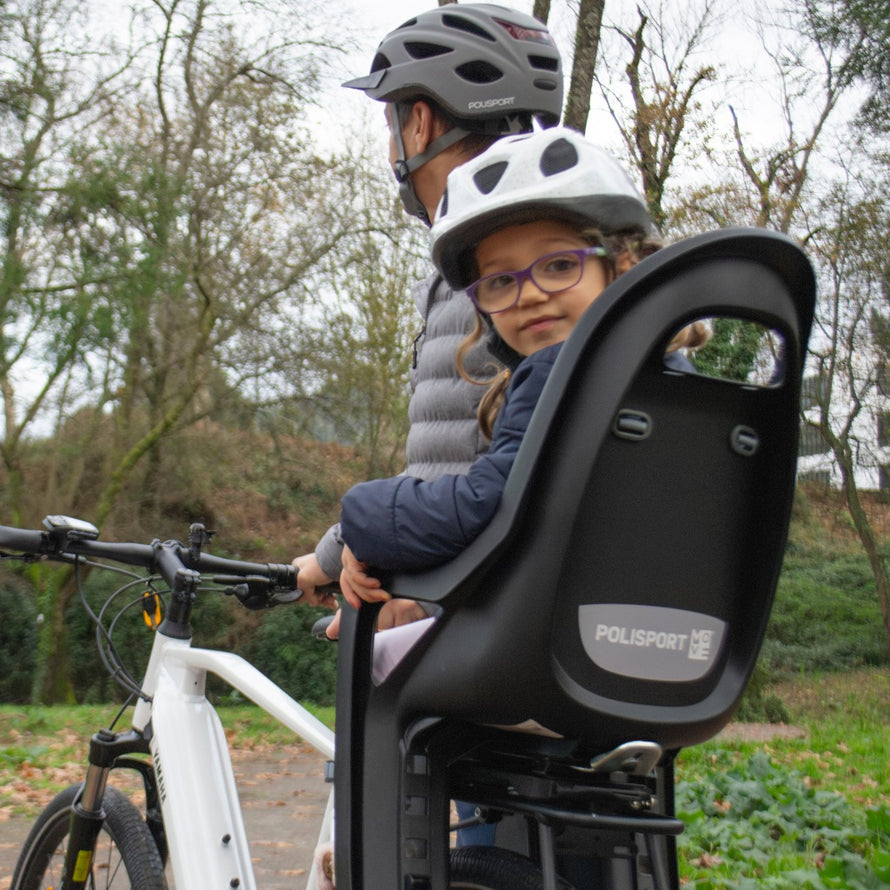 siège arrière enfant porte-bagages arrière Groovy AVS+ Polisport vue en situation