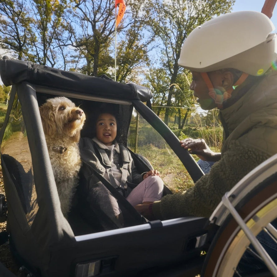 Siege enfant Yuuna Croozer pour remorque velo avec protection optimale et confort pour les enfants en balade