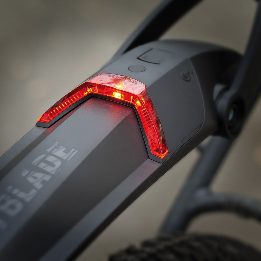 Garde boue arriere SKS Nightblade avec feu lumineux integre pour velo 26 a 27,5 pouces