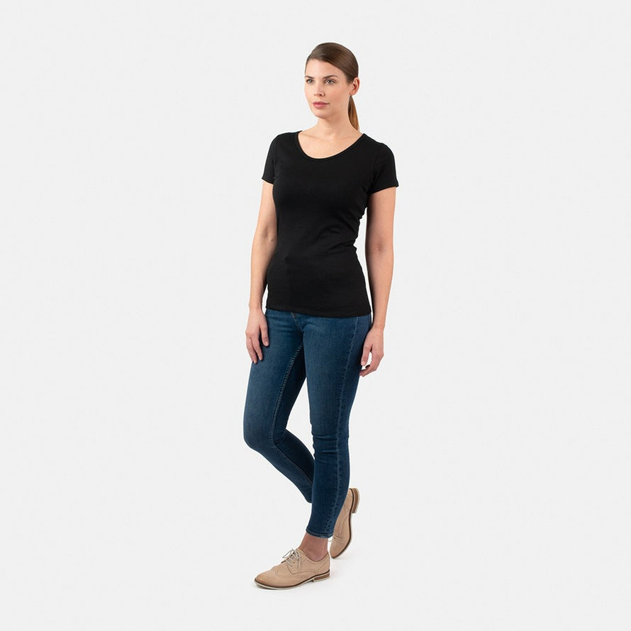 Sous-vêtement femme manches courtes en laine mérinos Cali Scoop de Weathergoods Sweden, confort et chaleur naturelle