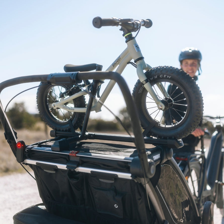 Support de fixation Thule pour draisienne 12 pouces compatible remorque enfant Chariot 2, installation rapide et fiable