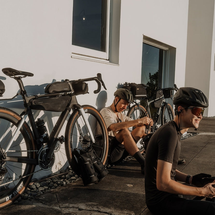 Sacoche cadre etanche Topeak MidLoader DryBag pour bikepacking et transport velo longue distance