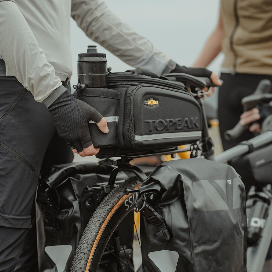 Porte-bagages arriere Topeak Zi:RAK pour velo avec grande capacite et fixation fiable, ideal pour longues sorties
