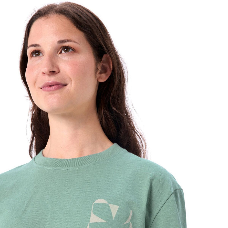 T-shirt Femme Vaude Redmont coton bio vert clair avec motif graphique épuré, confortable et écologique pour vélo