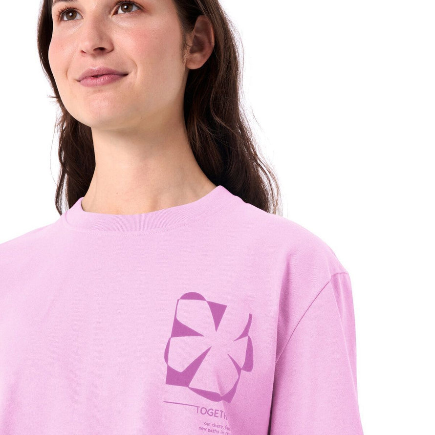 T-shirt Femme Vaude Redmont Heavyweight rose avec motif graphique moderne, en coton bio, idéal pour cyclisme et confort