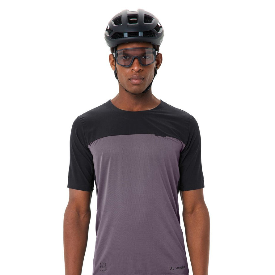 T-shirt vélo homme Vaude Kuro II avec poches fonctionnelles, tissu technique respirant et coupe ergonomique