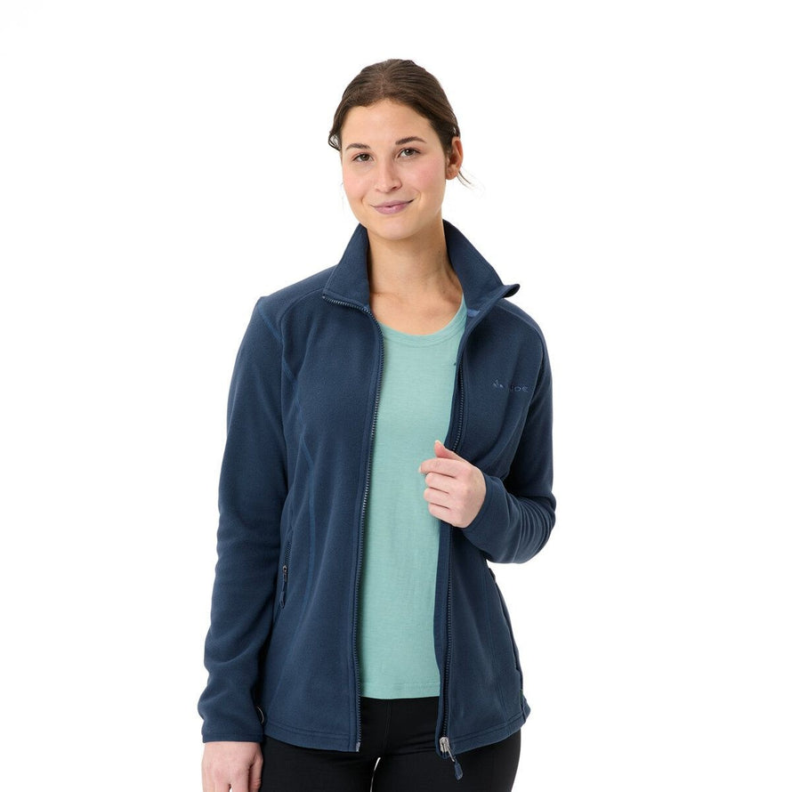 Veste polaire femme Vaude Rosemoor II bleu marine avec zip ouvert et coupe ajustée pour confort et chaleur
