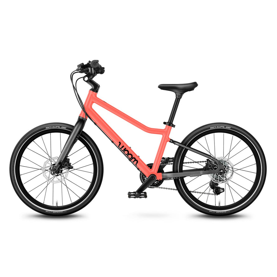 Vélo enfant 20 pouces woom explore 4 tout terrain rouge vue profil complet pour enfants de 6 à 8 ans