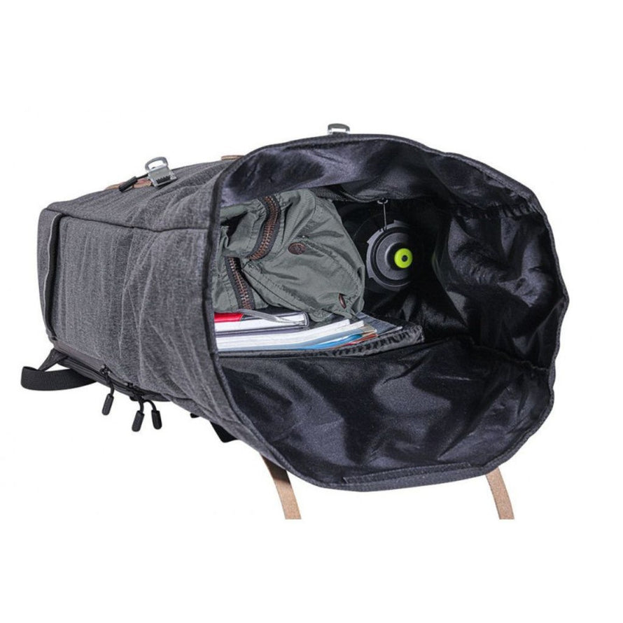 Intérieur spacieux du sac à dos convertible Zefal Urban Backpack, idéal pour vélo et usage urbain